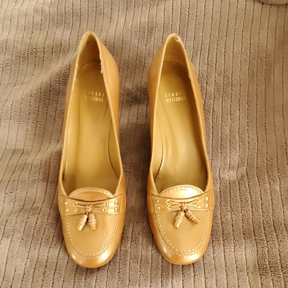 Stuart Weitzman gold loafer heels